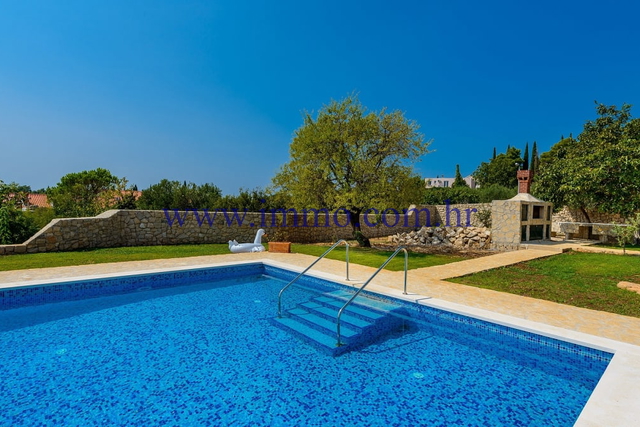 UNIQUE STONE VILLA WITH SWIMMING POOL