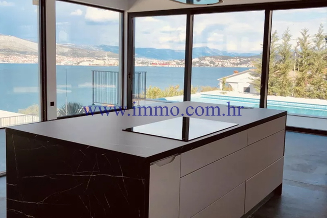 Casa, 315 m2, Vendita, Trogir - Čiovo