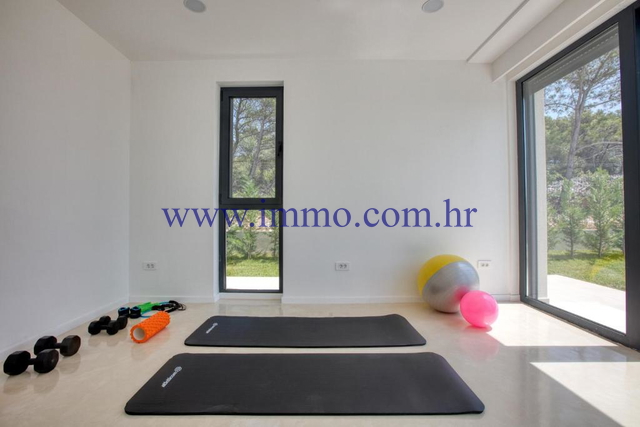 Casa, 250 m2, Vendita, Šibenik