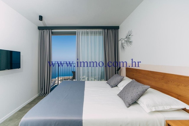 Albergo, 9000 m2, Vendita, Makarska