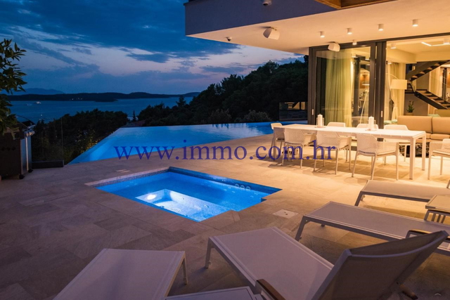 Casa, 280 m2, Vendita, Hvar