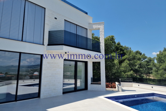 Casa, 370 m2, Vendita, Trogir - Čiovo