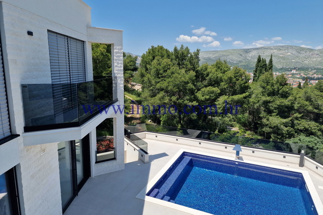 Casa, 370 m2, Vendita, Trogir - Čiovo