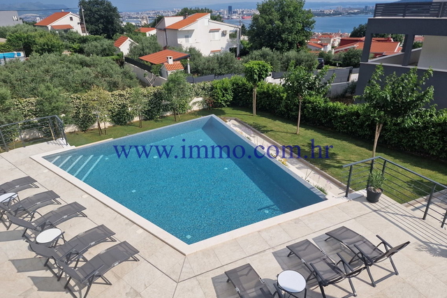 Casa, 350 m2, Vendita, Split