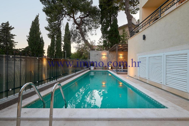 Casa, 400 m2, Vendita, Split