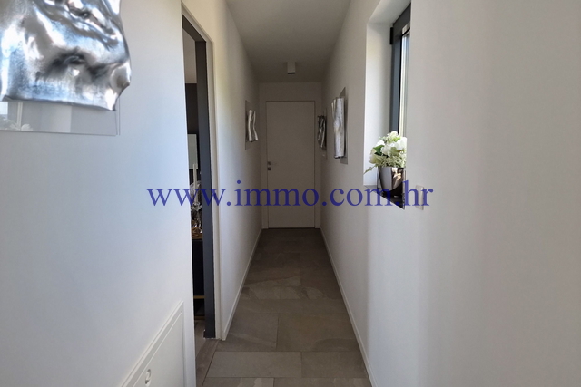 Casa, 360 m2, Vendita, Trogir - Čiovo