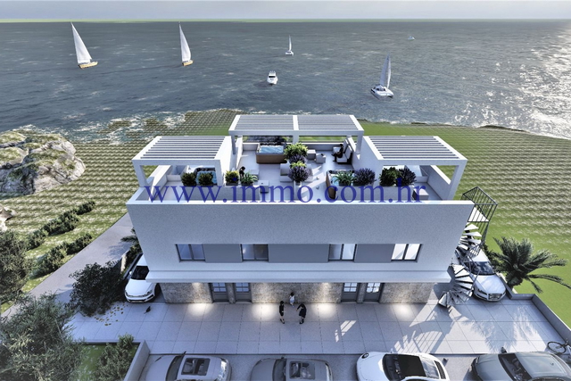 TOWNHOUSES UNDER CONSTRUCTION NEAR THE SEA