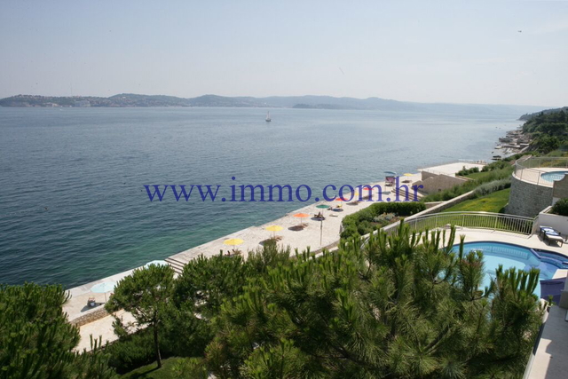 ISTRIA, IMPRESSIVE VILLA WITH SWIMMING POOL