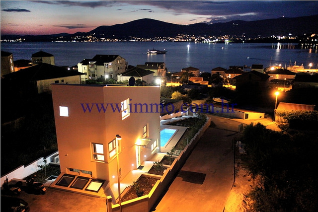 Casa, 200 m2, Vendita, Trogir - Čiovo