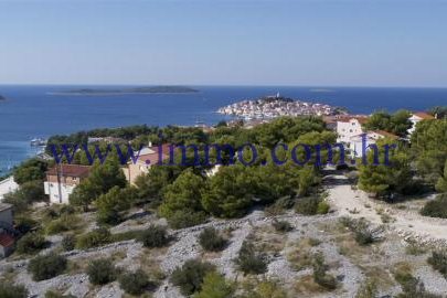 LAND NEAR PRIMOŠTEN FOR SALE