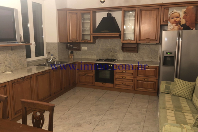 UNIQUE APARTMENT IN THE CENTER OF SPLIT! TOP LOCATION!