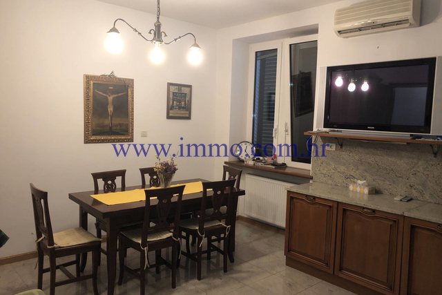 UNIQUE APARTMENT IN THE CENTER OF SPLIT! TOP LOCATION!