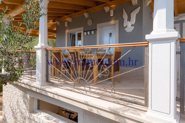 BRAČ, GORGEOUS VILLA WITH FANTASTIC SEA VIEW