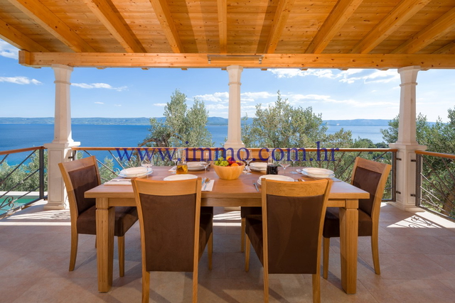 BRAČ, GORGEOUS VILLA WITH FANTASTIC SEA VIEW