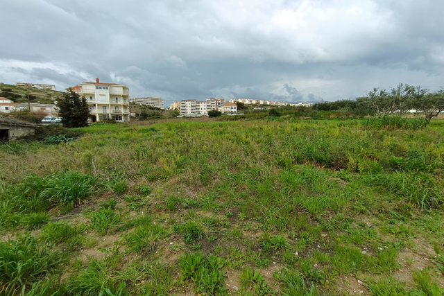 Привлекательный строительный участок на престижном месте – Жнян, Сплит!