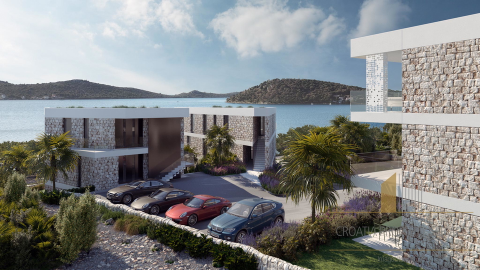 Luksuzni penthouse s pogledom na morje 50 m od plaže – Kalebova Luka!