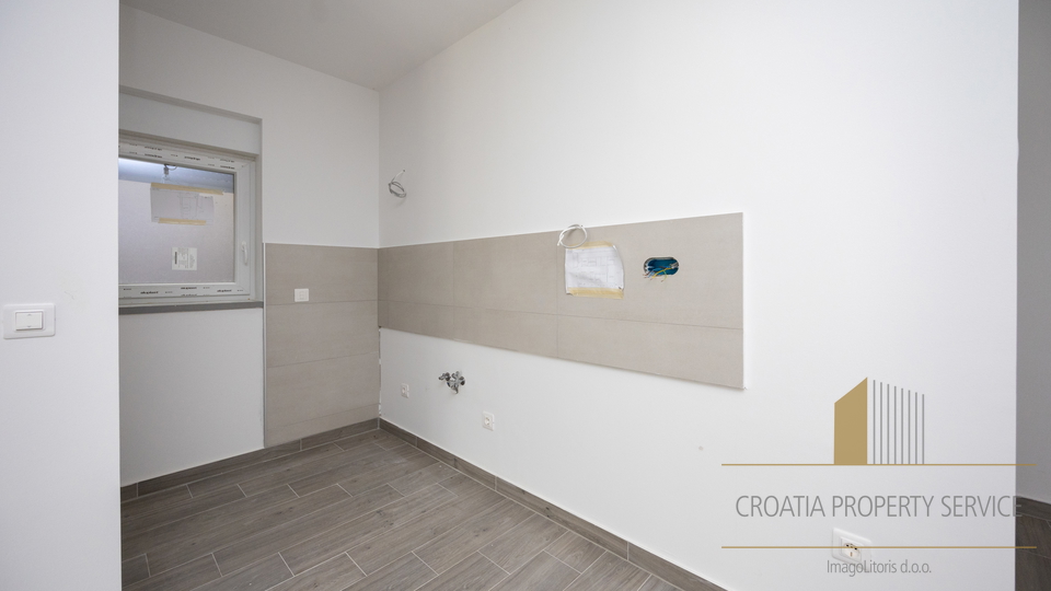 One-room apartment in a new building 160 m from the sea in the vicinity of Primošten!