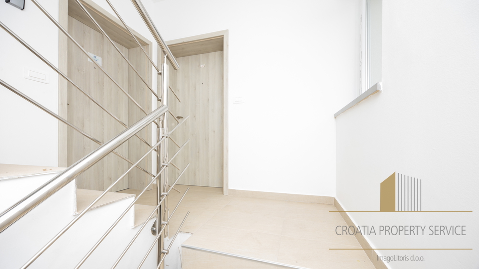 One-room apartment in a new building 160 m from the sea in the vicinity of Primošten!