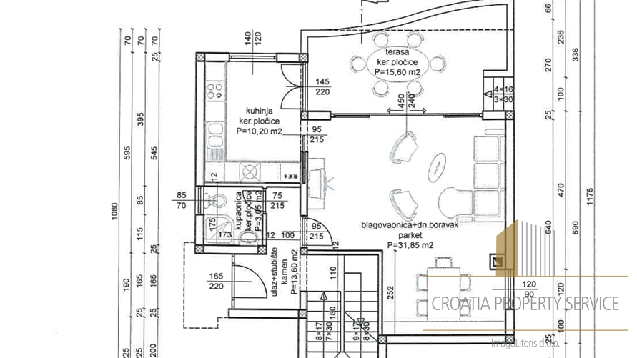 Luxury apartment in an attractive location 50 meters from the sea near Šibenik!