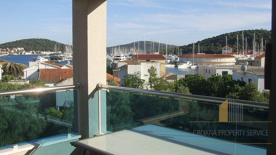 Apartment villa with open sea view and Marina Frapa in Rogoznica!