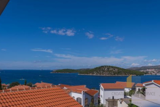 Apartment house with sea view - Rogoznica!