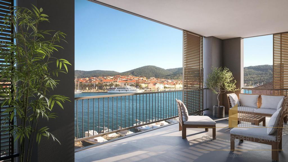 Luxury apartments in an urban building under construction 1st row to the sea in Vela Luka!