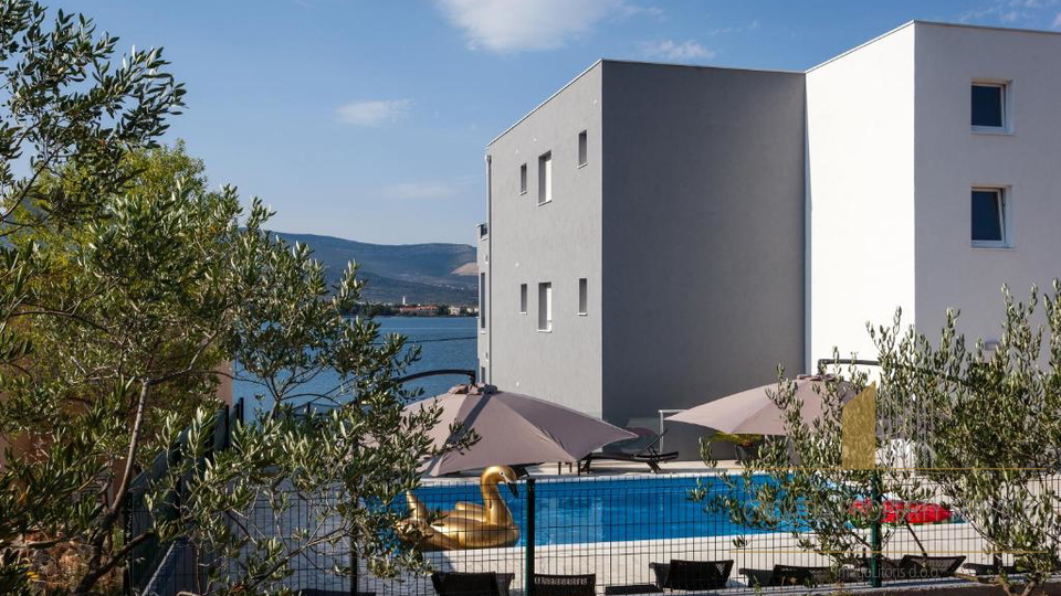 Luxury apartment villa first line to the sea on the island of Čiovo!