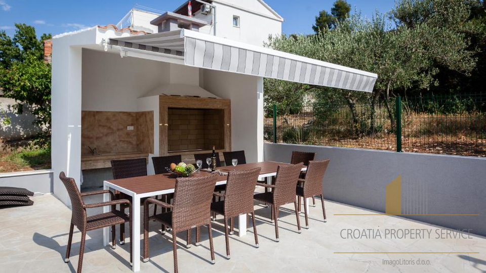 Luxury apartment villa first line to the sea on the island of Čiovo!