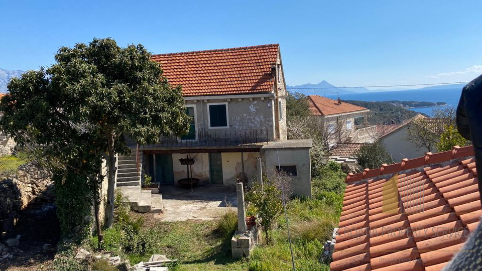 2 hiši za prenovo s čudovitim panoramskim razgledom na morje - otok Brač!