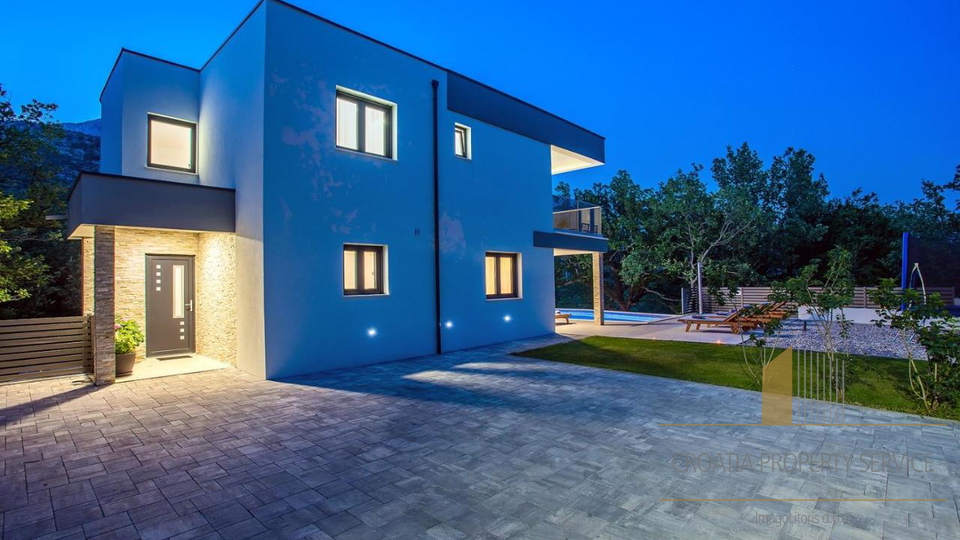 Casa, 250 m2, Vendita, Omiš - Naklice