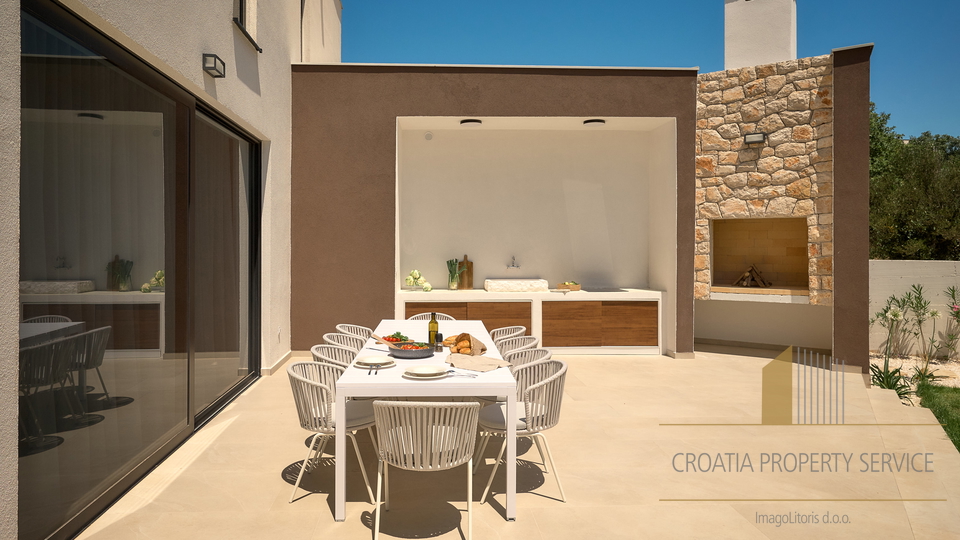 Exklusive moderne Villa mit Panoramablick auf das Meer – Primošten!