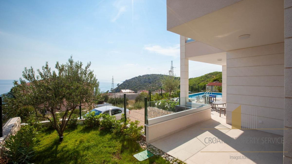 Luxusvilla mit herrlichem Meerblick in Makarska!