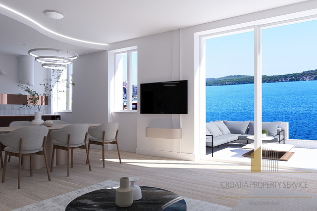 Luxury apartment with a beautiful view 50 meters from the sea in Šibenik!