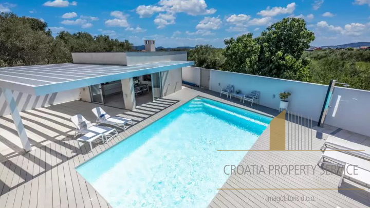 Luxury villa with sea view near Zadar!