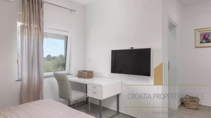 Casa, 300 m2, Vendita, Zadar