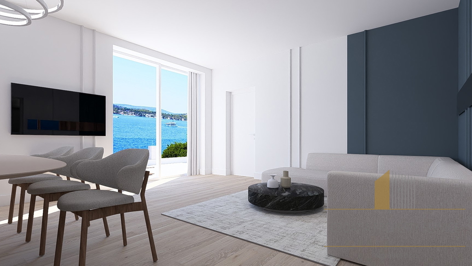 Luxury apartment with a beautiful view 50 meters from the sea in Šibenik!