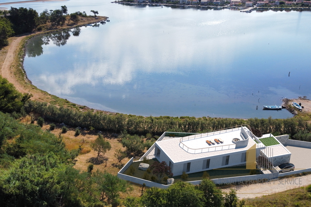 Stadtvilla im Bau, erste Reihe zum Meer - Nin!