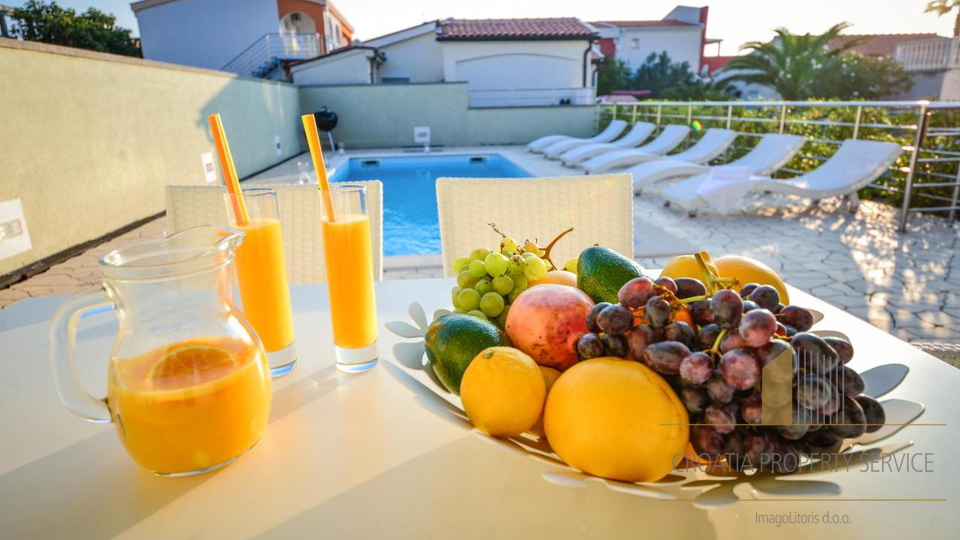 Luxury villa with a swimming pool and sea view, 2nd row to the beach, island of Vir!
