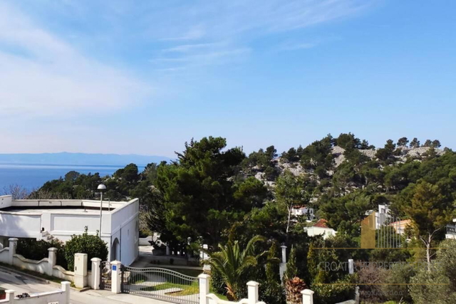 Modern apartment villa with sea view in Krvavica!