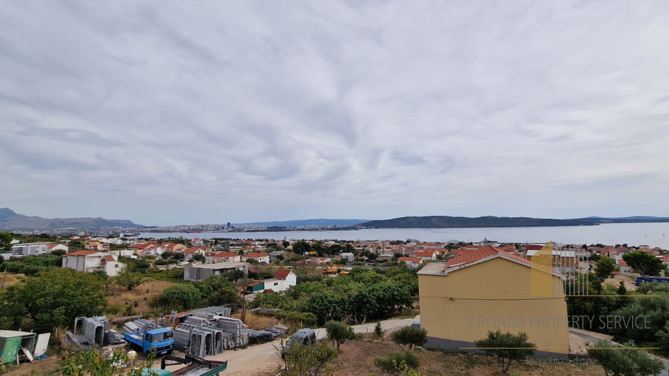 Apartmentvilla mit Meerblick in Kaštel Gomilica!