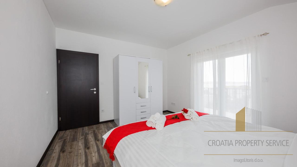 Apartmentvilla mit Meerblick in Kaštel Gomilica!