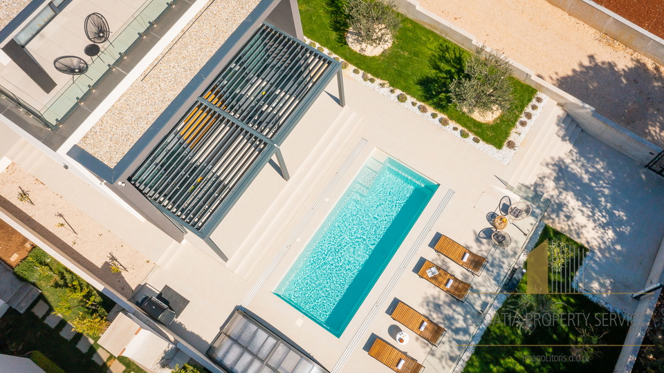 Luxuriöse Villa mit Meerblick in der Umgebung von Zadar!