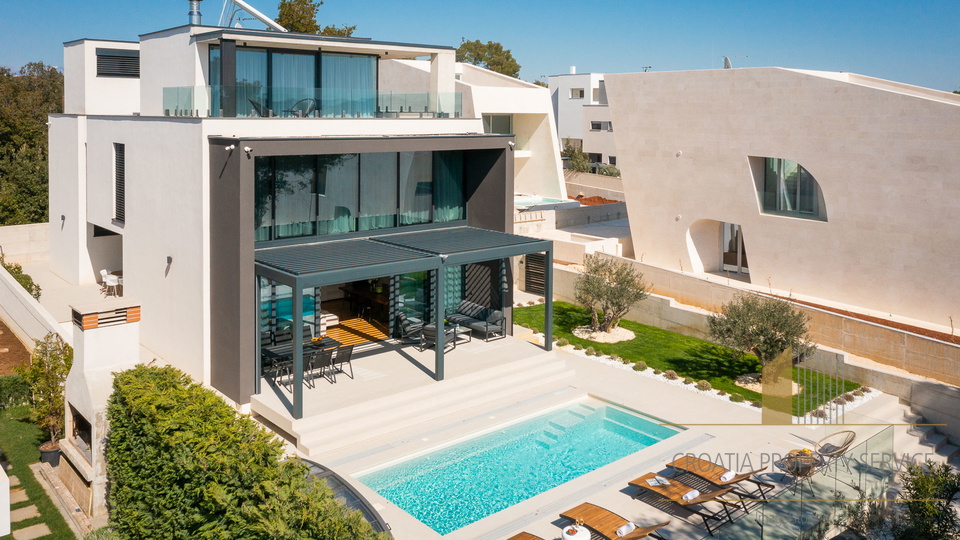 Luxuriöse Villa mit Meerblick in der Umgebung von Zadar!