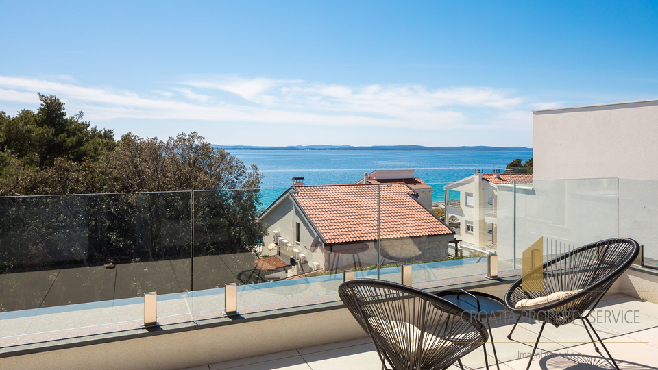 Luxury villa with a sea view in the vicinity of Zadar!