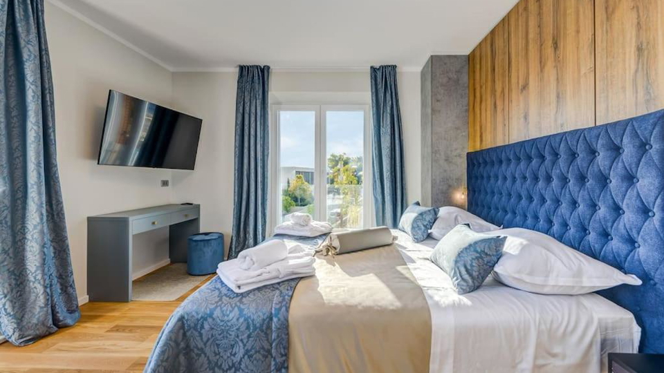 New luxury villa with infinity pool&comma; wellness area&comma; and sea view near Rogoznica