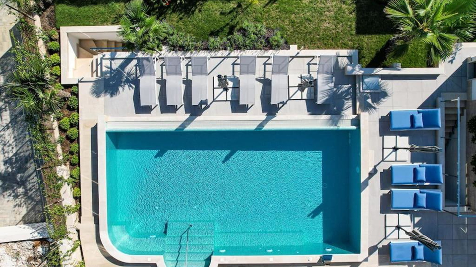 New luxury villa with infinity pool&comma; wellness area&comma; and sea view near Rogoznica