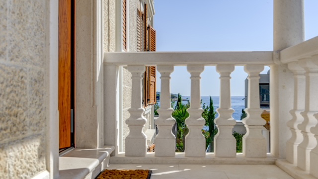 New luxury villa with infinity pool&comma; wellness area&comma; and sea view near Rogoznica