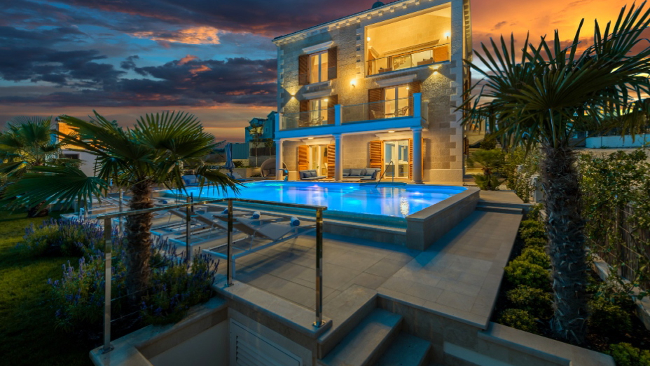 New luxury villa with infinity pool&comma; wellness area&comma; and sea view near Rogoznica