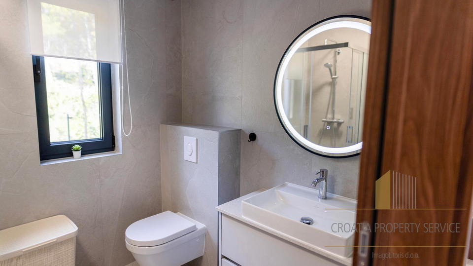 Ekskluzivni penthouse prvi red do mora na otoku Hvaru!