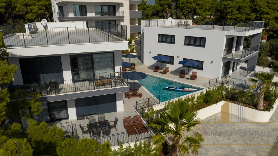 Ekskluzivni penthouse prvi red do mora na otoku Hvaru!